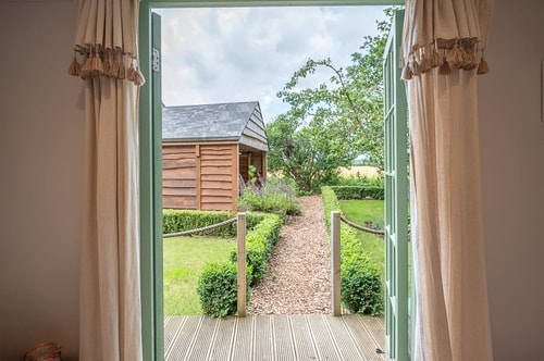Pebble Lodge, Toad Hall, Wangford 13 Stay in Suffolk