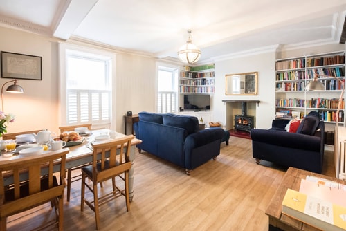 The Book Nook, Woodbridge 3 Stay in Suffolk