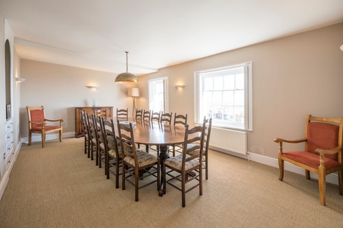 Market Cross House, Aldeburgh. Sea front holiday home 43 Stay in Suffolk