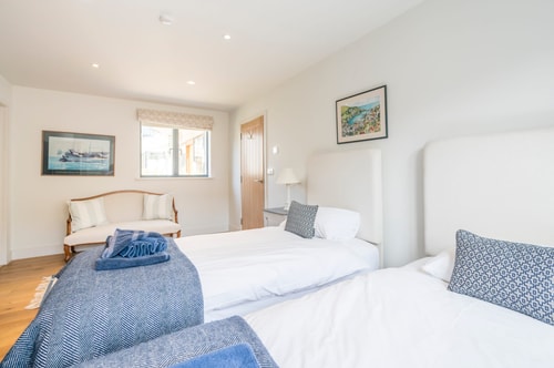 CT: Cloudbreak · Cloudbreak, Aldeburgh 11 Stay in Suffolk