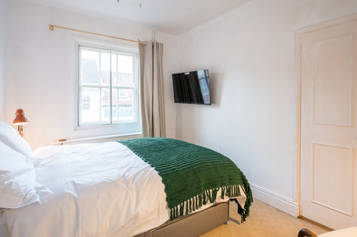 Flat Two, High Street, Saxmundham 6 Stay in Suffolk