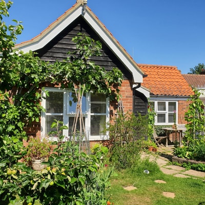 Little Furrows, Wenhaston 0 Stay in Suffolk