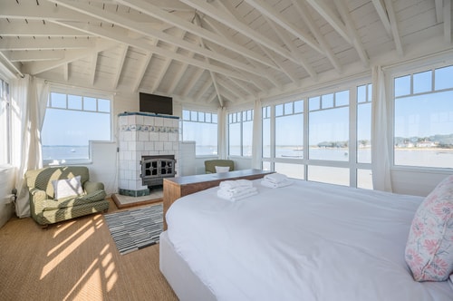 The Boathouse, Felixstowe Ferry 1 Stay in Suffolk