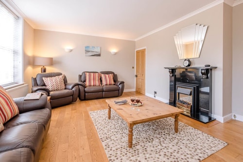 4 Market Cross House, Aldeburgh 8 Stay in Suffolk
