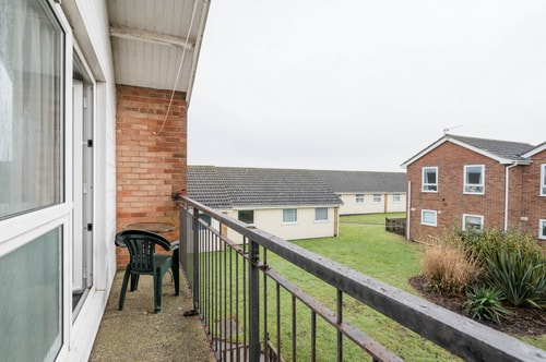 100 Waterside Park 17 Stay in Suffolk