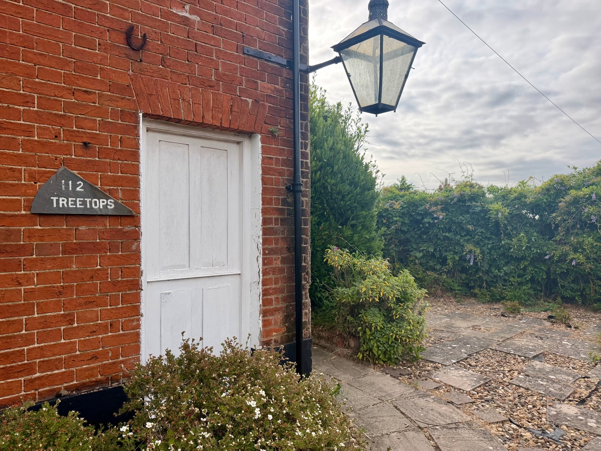 Tree Tops, Woodbridge Stay in Suffolk