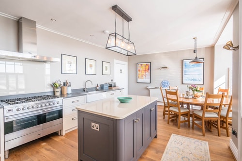 Market Cross House, Aldeburgh. Sea front holiday home 1 Stay in Suffolk