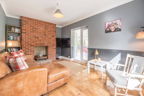 The Red House, Leiston - A Smart Base for Coast & Work 8 Stay in Suffolk