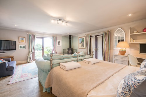 The Annexe at Keats Farmhouse, Bury St Edmunds 37 Stay in Suffolk