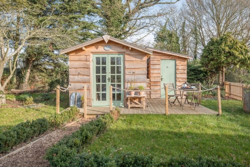 Toad Hall Lodges, Wangford (All 5 Lodges) 28 Stay in Suffolk