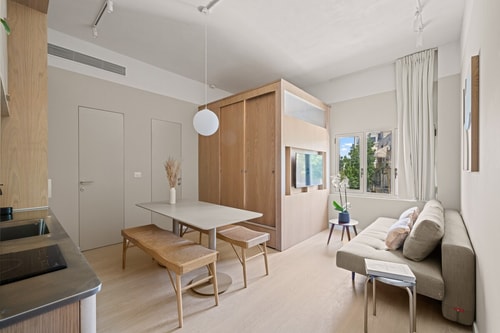 Unique 1BR Apt with Cozy Sleeping Cube | GoodHouse