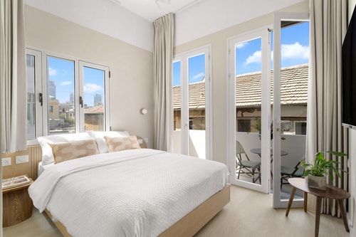 Stylish Boutique Studio+Balcony
