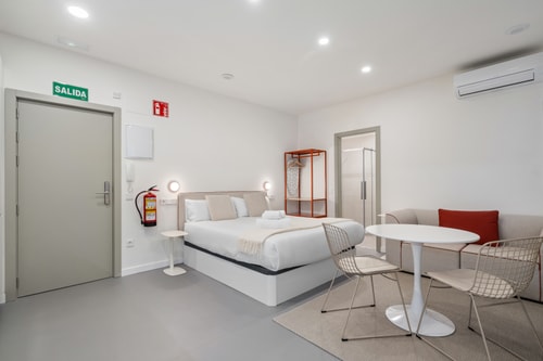 Studio flat in a strategic location
