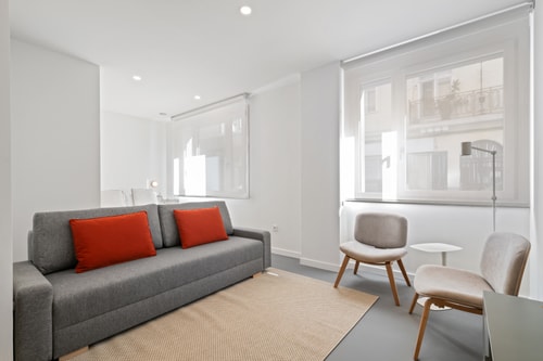 New, centrally located flat for 5 people