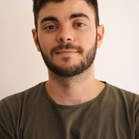 Tomas