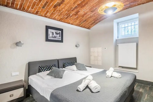 M3 Main Square Studio