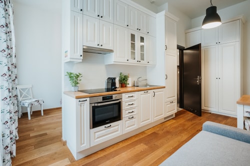 Sight Main Square & Main Train Station & Planty