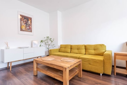 Sunny Apartment in Central Varna