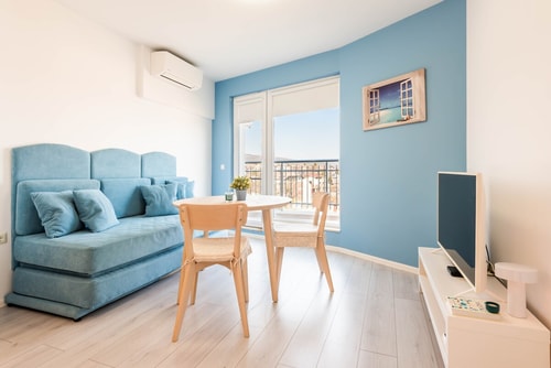 Blue Horizon sea view 1br apt