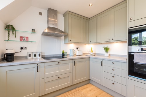 Cedar | Professional Accommodation | Sleeps 4