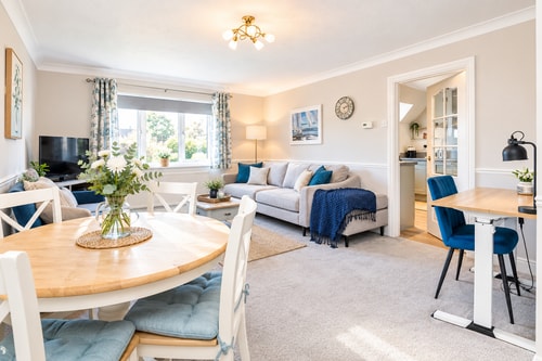 Cedar | Professional Accommodation | Sleeps 4