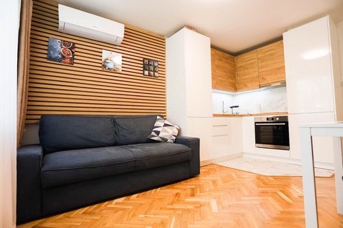 White Central Apartment