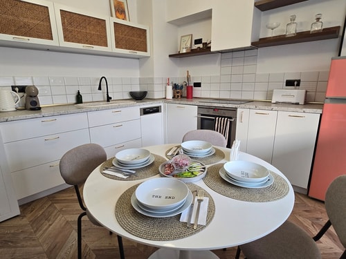 Urban Nest Near the City Center