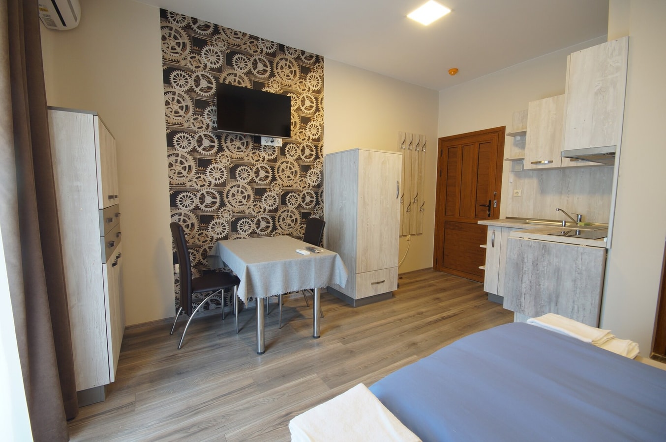 BOLERO Suite 12 12 BOLERO Suites