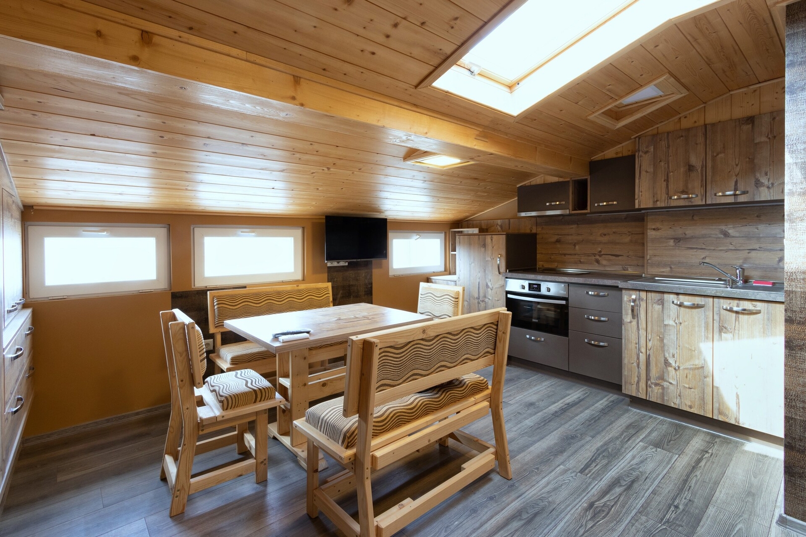 BOLERO Suite 21 10 BOLERO Suites