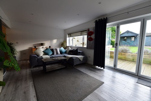 2BD Garden Home - A Short Walk to Stonehenge