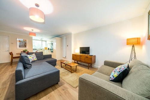 NEW Cosy 1BD Flat close to Kew Gardens Richmond