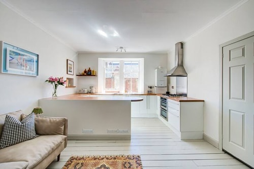 Stylish 1BD Seaside Flat North Berwick