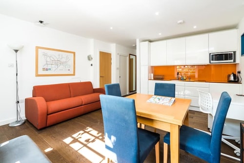 Charming 2 Bedroom Apartment in Kentish Town