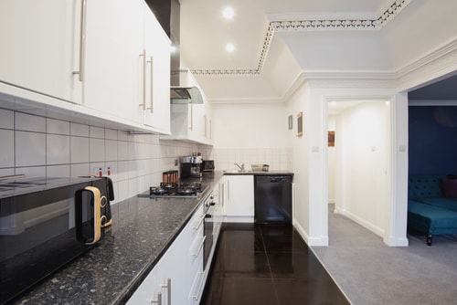 Charming 2 Bedroom Flat in the Heart of Kirriemuir 7 Hello Guest