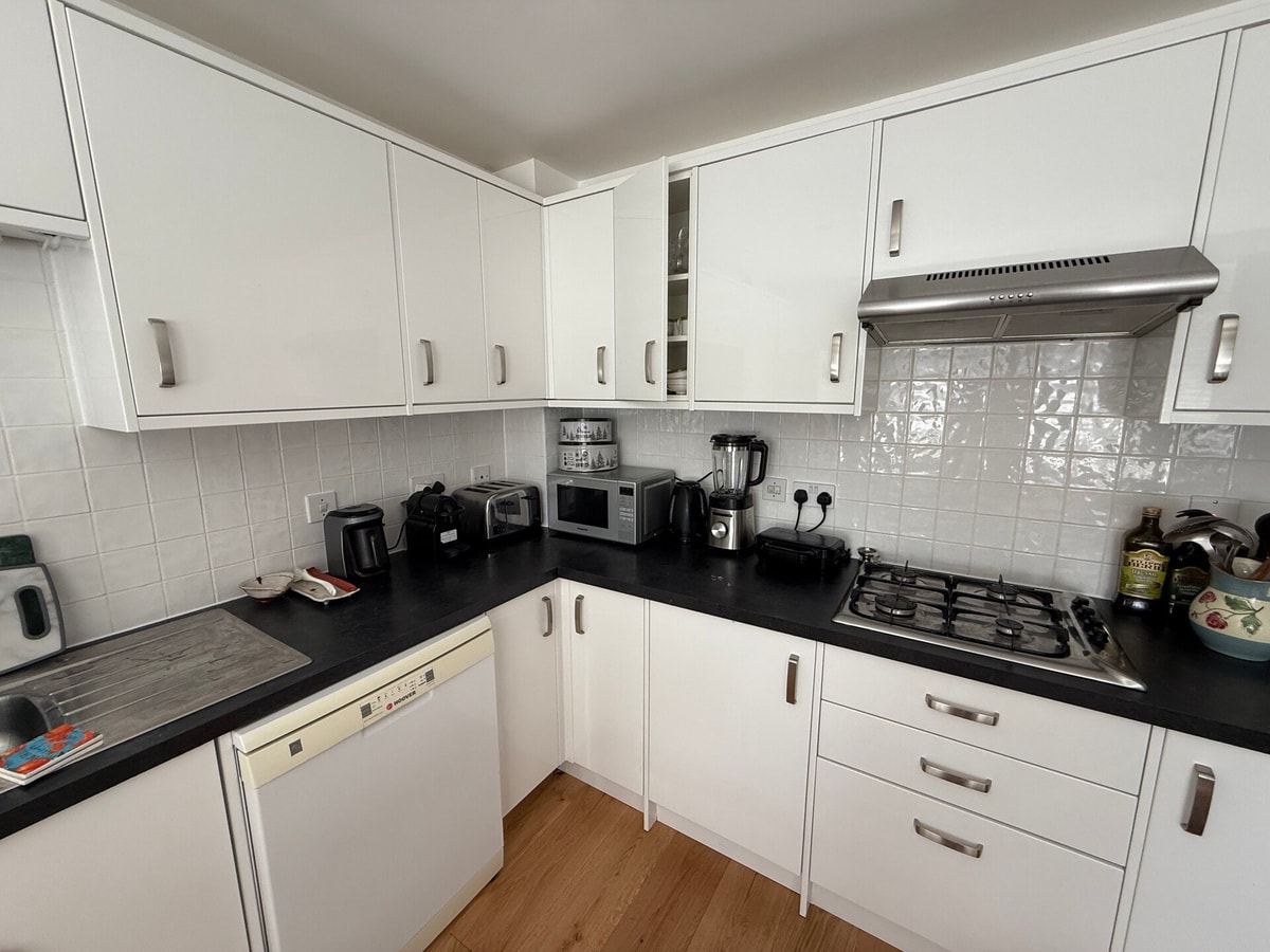 Oxford Summertown - 3BD Gated Home with Garden 16 Hello Guest