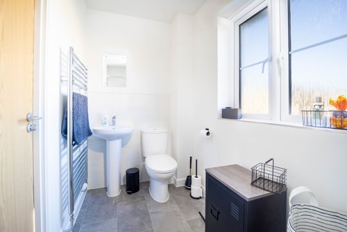 Immaculate 3 Bedroom Home Barnstaple Devon 14 Hello Guest