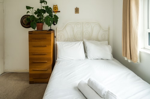 2BD Stylish Home w/t Grand Piano Central London 18 Hello Guest