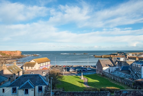 T&J House in Eyemouth: Cozy Coastal Retreat 2 Hello Guest
