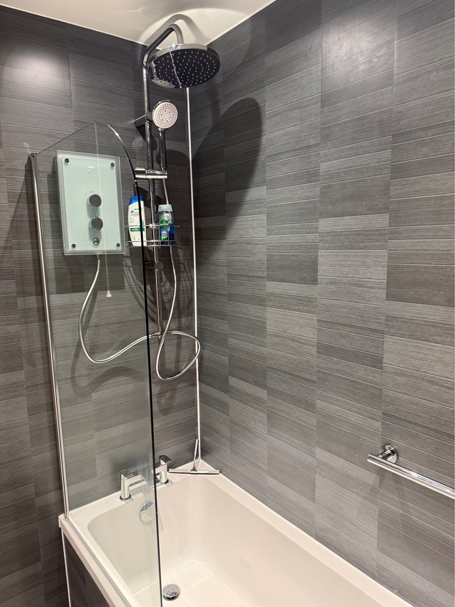 Superb One Bedroom Getaway in Dysart Kirkcaldy 20 Hello Guest