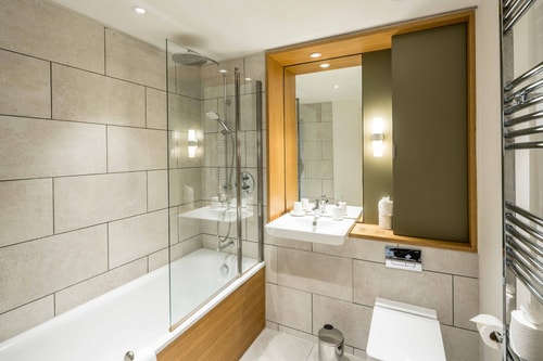 Modern 2 bed Flat Near O2 & Canary Wharf 20 Hello Guest