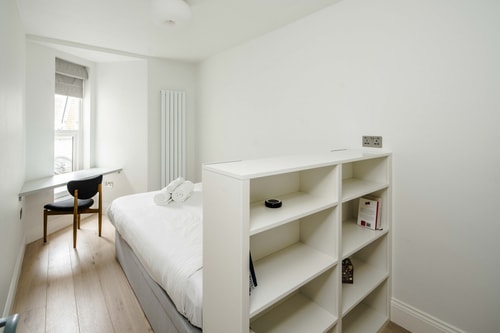 Stylish 2 Bedroom / 2 Bath in Notting Hill 6 Hello Guest