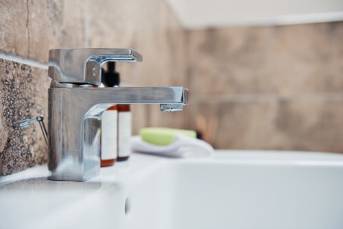 Charming 2 Bedroom Flat in the Heart of Kirriemuir 12 Hello Guest