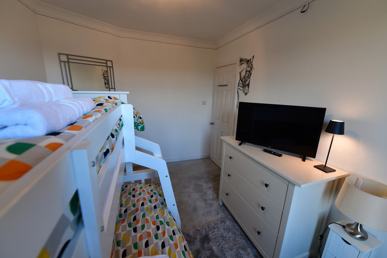 2BD Garden Home - A Short Walk to Stonehenge 11 Hello Guest