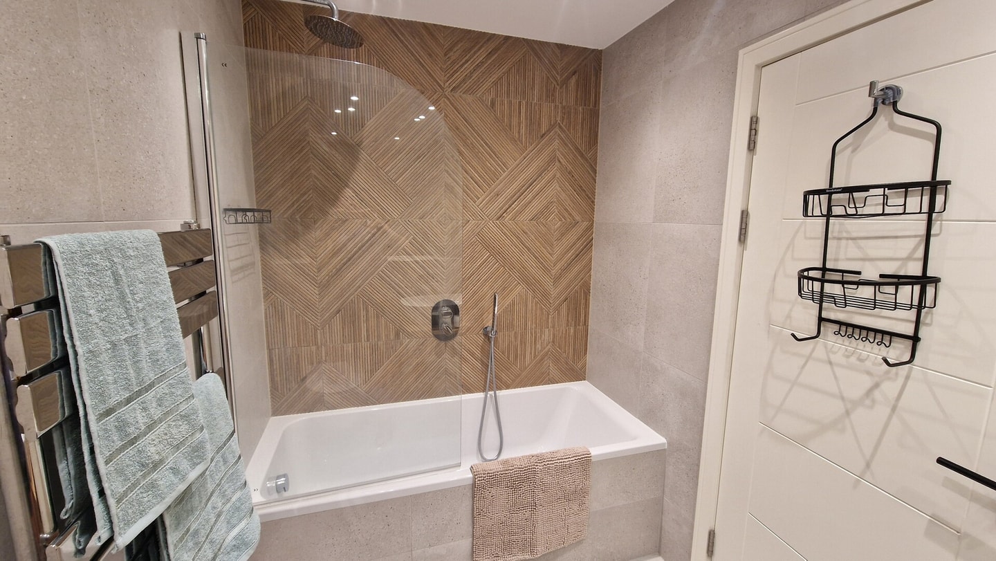 2BD South Croydon Haven: Garden Serenity 12 Hello Guest