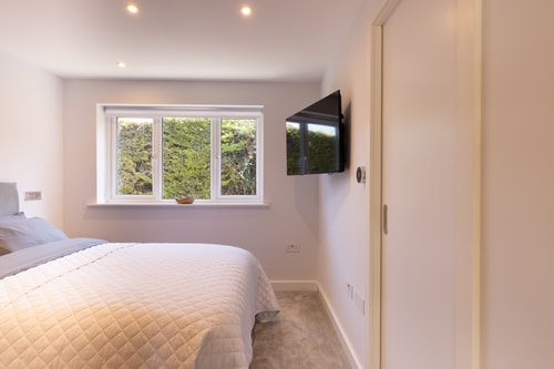 Spacious 4BD Smart Home in Idyllic Rural Setting 22 Hello Guest