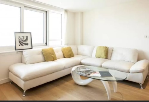 Luxury modern 2BD flat in centre 1 Hello Guest