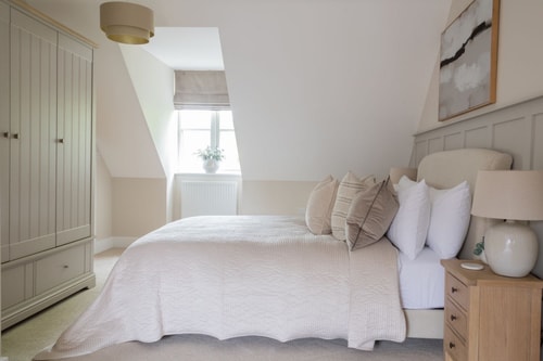 Stylish 3BD Townhouse in Central Winchester 1 Hello Guest