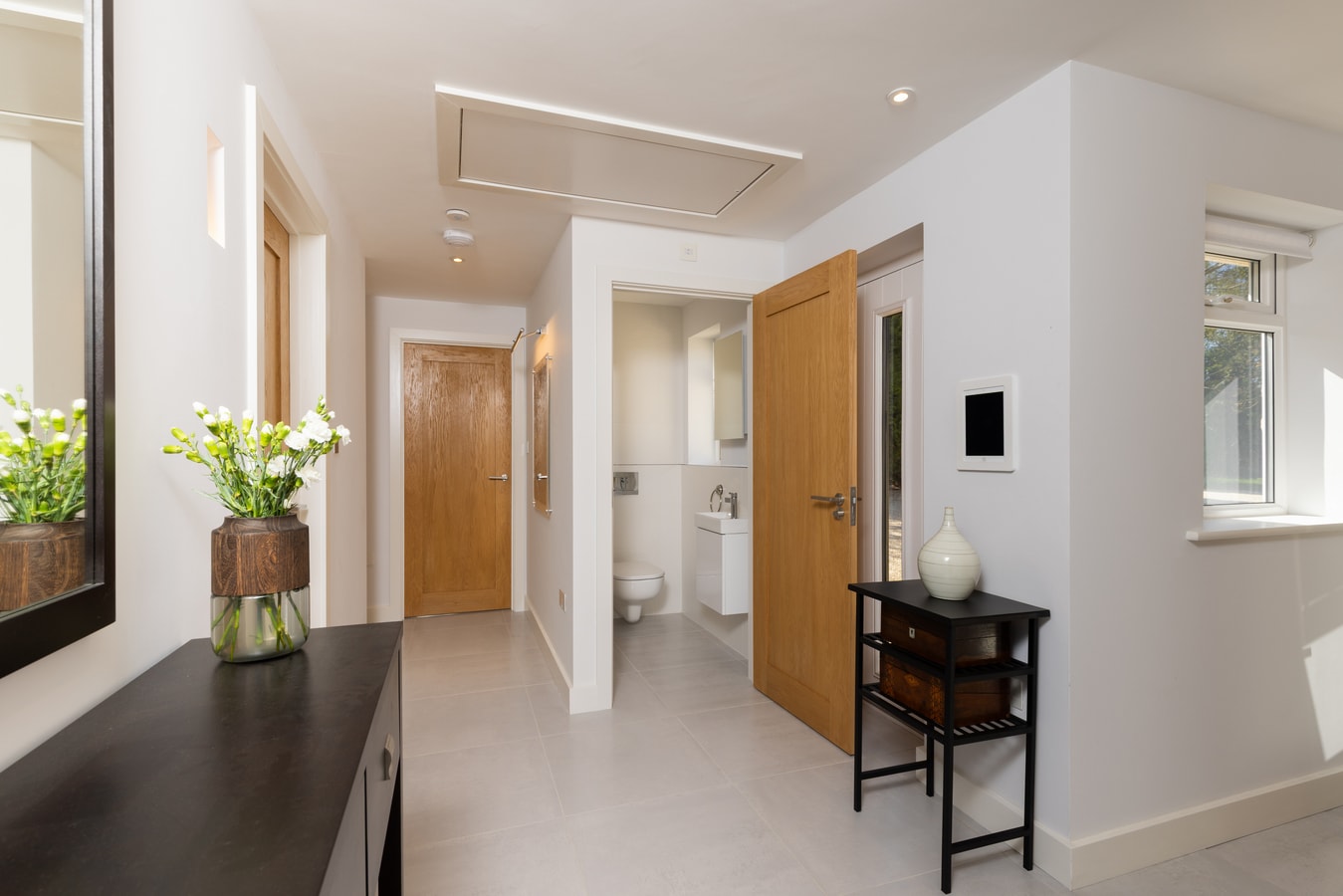 Spacious 4BD Smart Home in Idyllic Rural Setting 19 Hello Guest