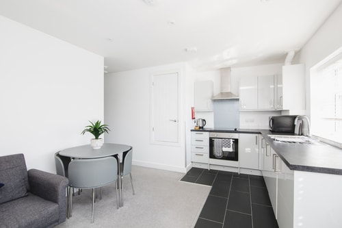 NEW 2BD Pontac Flat in the Heart of Didcot 1 Hello Guest