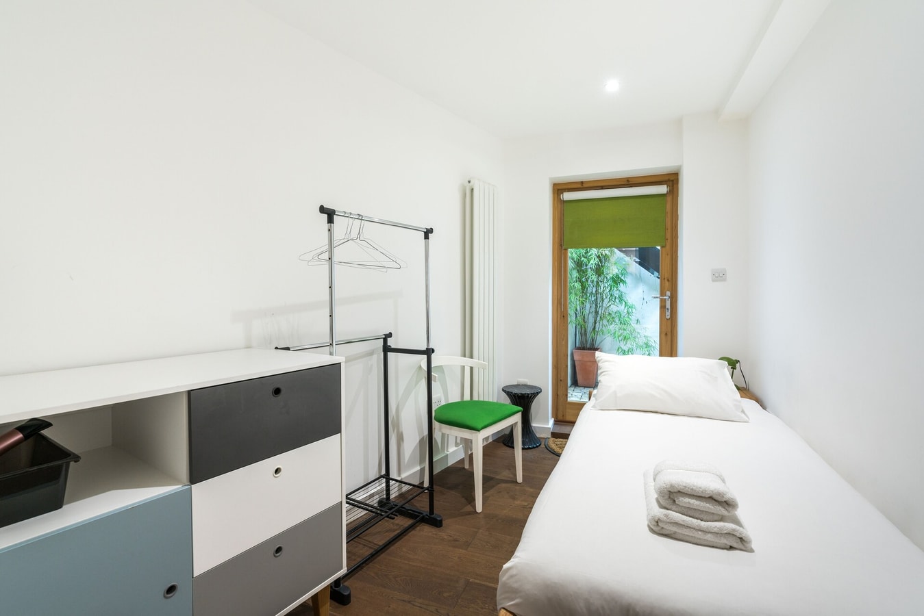 Charming 2 Bedroom Apartment in Kentish Town 11 Hello Guest